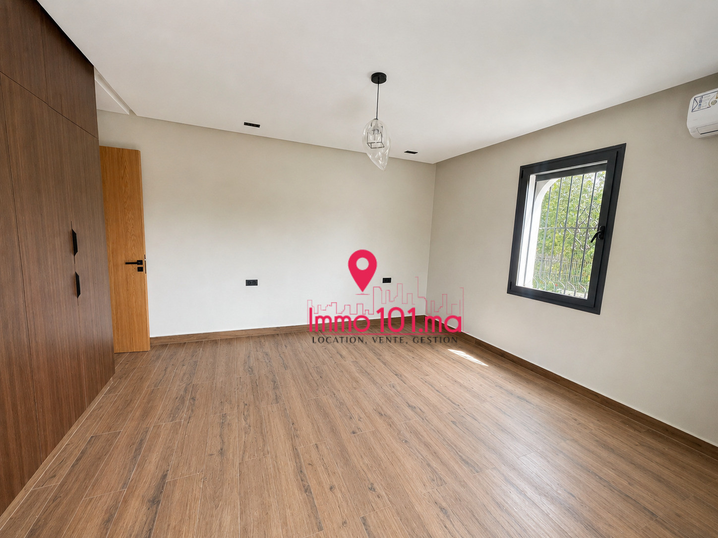 Location villa à Hay Riad SILVV2130
